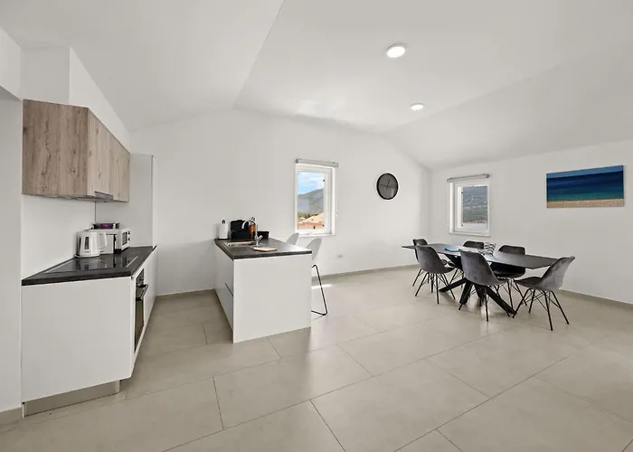 Enchanting Summer * Cres