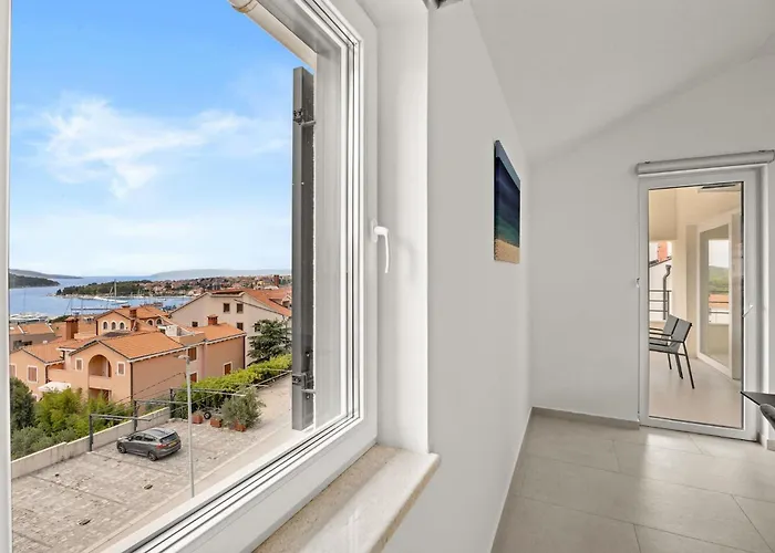 Enchanting Summer Cres